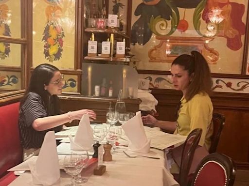 Ana Gabriela Guevara es captada en un lujoso restaurante de París