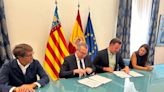 La Diputación y el Ayuntamiento de Elche firman la cesión de los bajos del edificio del Casino