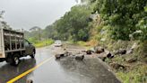 México reporta daños en las principales carreteras de Guerrero por el huracán Otis