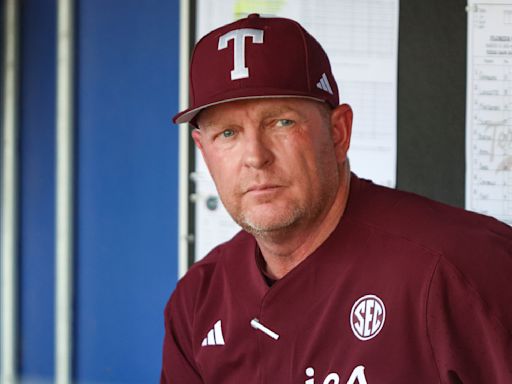 Rival revival: Texas snags baseball coach Schlossnagle from Texas A&M after Aggies finish 2nd at CWS