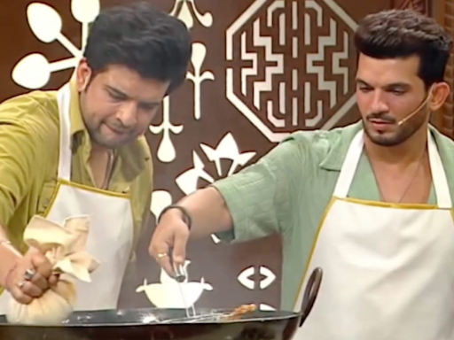 Laughter Chefs: Bharti Singh jokes about Karan Kundrra and Arjun Bijlani's cooking skills | - Times of India