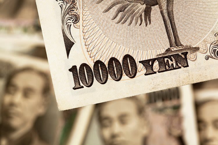 Japanese Yen drops amid uncertainty ahead of Japan’s Q1 GDP, US inflation data