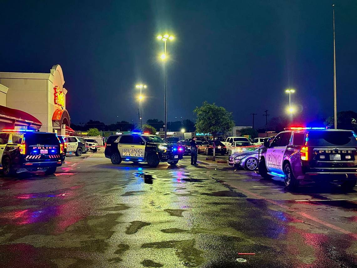 1 killed, 1 injured in shooting at Wingstop in Irving. Suspect in custody, police say