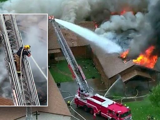 Firefighter injured at second major Dallas Baptist church fire within two weeks: 'We see God working'