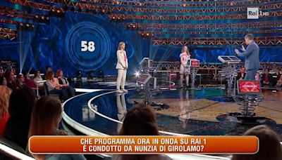 L’Eredità: gaffe sul programma di Nunzia De Girolamo al gioco dei 100 secondi