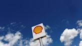 Shell smashes forecasts with $7.7 billion quarterly profit