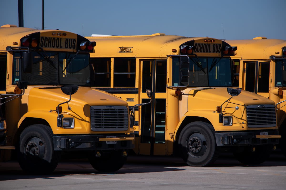 Some Houston-area school districts remain closed Monday following flood damage | Houston Public Media