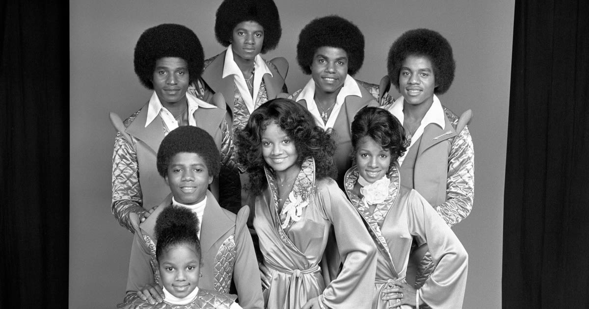 Tito Jackson's siblings: All about his brothers and sisters