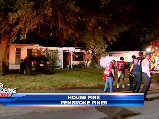 Crews extinguish Pembroke Pines house fire; homeowner displaced, no injuries reported - WSVN 7News | Miami News, Weather, Sports | Fort Lauderdale