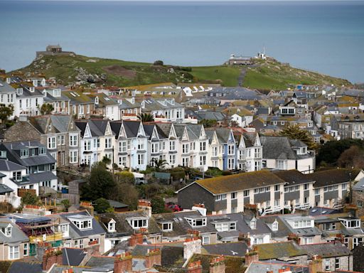 Cornwall plots second home crackdown and tourist tax