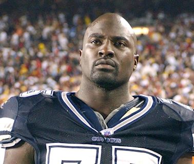 Former Columbia football star Marcellus Wiley discusses student protests: 'I'm disgusted'