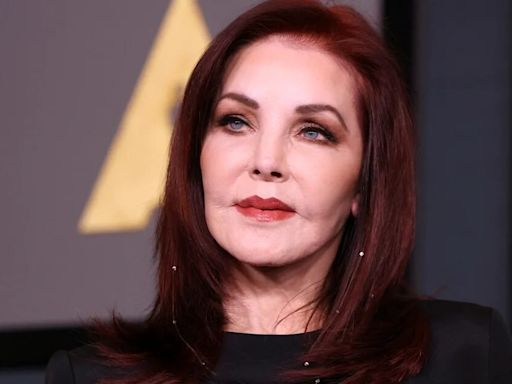 Priscilla Presley acusó a ex socios de “abuso de ancianos” y robo del patrimonio de Elvis Presley