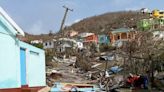 Las imágenes que ha dejado el paso del huracán Beryl por el Caribe - La Tercera