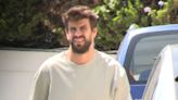 Gerard Piqué se reencuentra con sus hijos mientras continúa su negociación con Shakira por la custodia