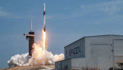 SpaceX Falcon 9 rocket deemed safe to fly again by FAA