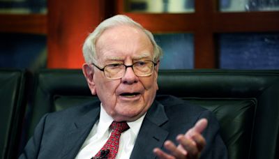 Billionaire Warren Buffett finally reveals mystery stock he’s been buying up