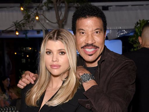Lionel Richie Jokes Daughter Sofia Richie’s Baby Is Already a Diva (Exclusive)