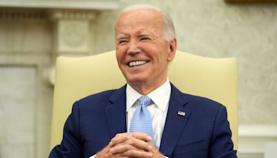 Biden’s closest aides hold secret talks about how to convince the president to step aside