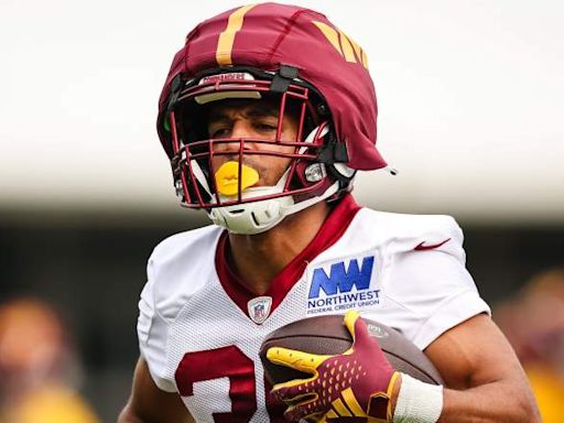 Austin Ekeler Sends Warning to Commanders' Jayden Daniels