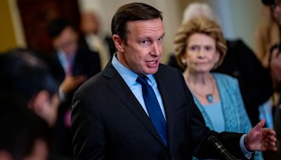 Sen. Chris Murphy calls SCOTUS "brazenly corrupt"