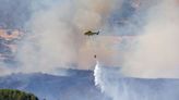 Activan de nuevo medios aéreos en incendio de Cerro Muriano: en la extinción trabajan ya 120 profesionales