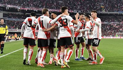 Doblete de Facundo Colidio y debut de Adam Bareiro: River le ganó a Olimpia en el Monumental