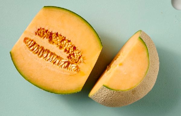 4 Ways to Tell if a Cantaloupe Is Ripe