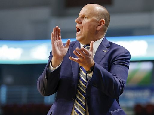 Northern Arizona ramps up enthusiasm headed into Shane Burcar's sixth season