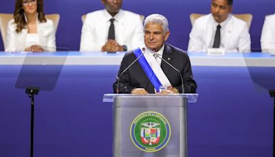 Mulino jura el cargo de presidente reafirmando que "Panamá no será más un país de tránsito" para los migrantes