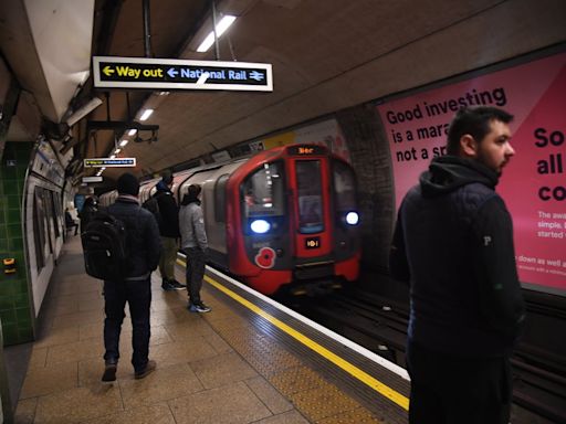 London travel news LIVE: Disruption between Moorgate and Finsbury Park after person is struck by train