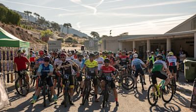 Álvaro Santacruz y Alba Corralejo se coronan en la MTB La Cebrera