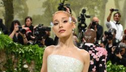 Ariana Grande explique pourquoi sa voix change si souvent