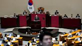 S. Korea’s Yoon to Reshuffle Cabinet as Early as Monday: Yonhap