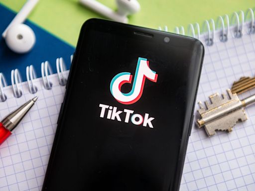 TikTok’s ‘Budget Babe’: Why I Never Skip My Monthly Money Meeting