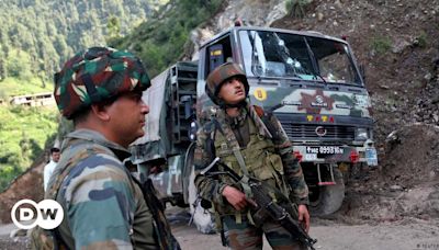 India: 4 soldiers killed in Kashmir militant fighting – DW – 07/16/2024