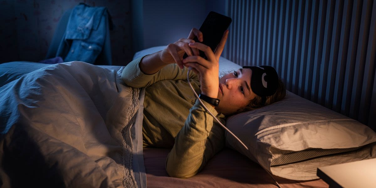 Read This If You Regularly Go To Bed After 1 A.M.