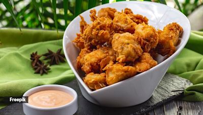 Can ‘gulab ke pakode’ be your next monsoon favourite? Here’s what an expert has to say