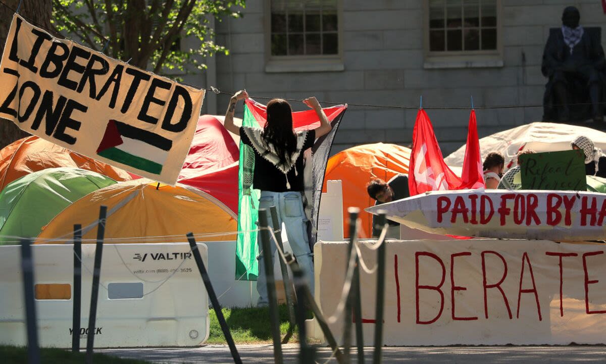 Harvard Protesters Vow to Continue Encampment After Talks Fail