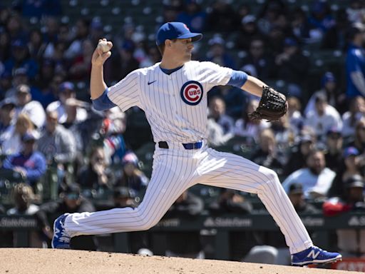 Kyle Hendricks exits Cubs game early with back tightness