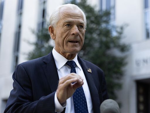 Exasesor de Trump Peter Navarro sale de prisión y va rumbo a la Convención en Milwakee