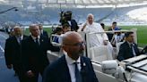 El Papa Francisco da el saque inicial a la primera Jornada Mundial de los Niños