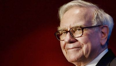 Warren Buffett Says General Motors Is 'A Huge Annuity And Health Insurance Company With A Major Auto Company Attached'