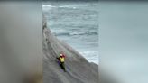 Rescatan a una turista italiana atrapada en los acantilados de Zumaia, Guipúzcoa