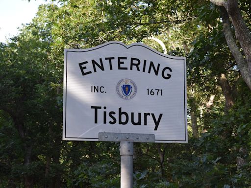Tisbury: Gaza, Marian Anderson, 'The Boys in the Boat,' Council on Aging, Peter Simon - The Martha's Vineyard Times