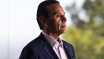 Former L.A. Mayor Antonio Villaraigosa announces another run for California governor