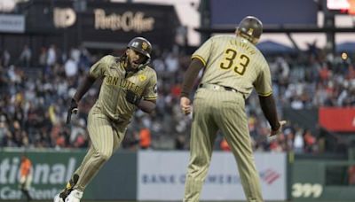 Padres blank Giants, surge to top of NL wild-card race