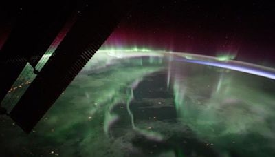 Northern lights possibly visible in Bloomington on Friday night into Saturday morning