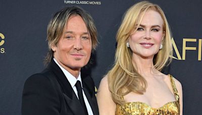 Keith Urban and Nicole Kidman Pose for Rare Photo With Their 2 Teenage Daughters