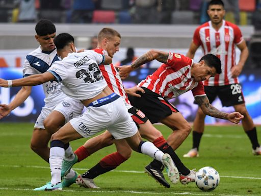 Estudiantes vs. Vélez, en vivo: la final de la Copa de Liga en Santiago del Estero