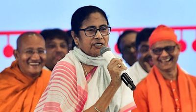 ‘To divide Bengal is to divide the country’: Mamata Banerjee to participate in NITI Aayog meet to register her protest